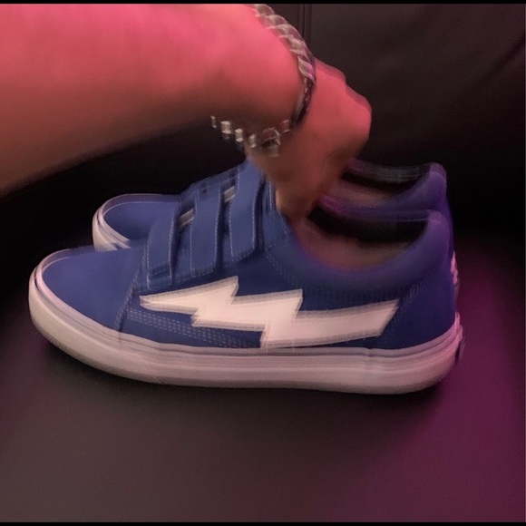 Revenge X Storms - Picture 2 of 7